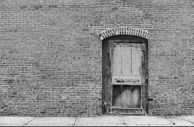 Джастин Мейерс – Дверь в городке Гомер, штат Небраска