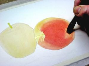 Как нарисовать яблоко акварелью - шаг 4