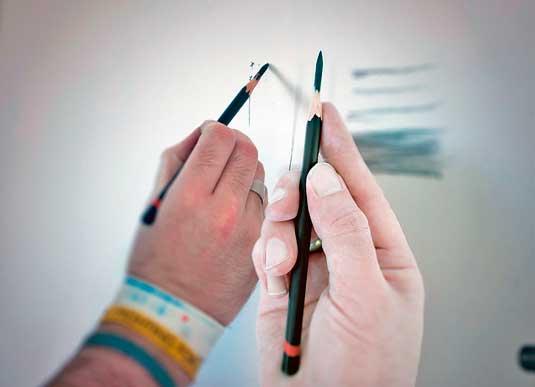 два основных типа захвата карандаша
