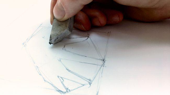 Учимся рисовать руки карандашом - шаг 7